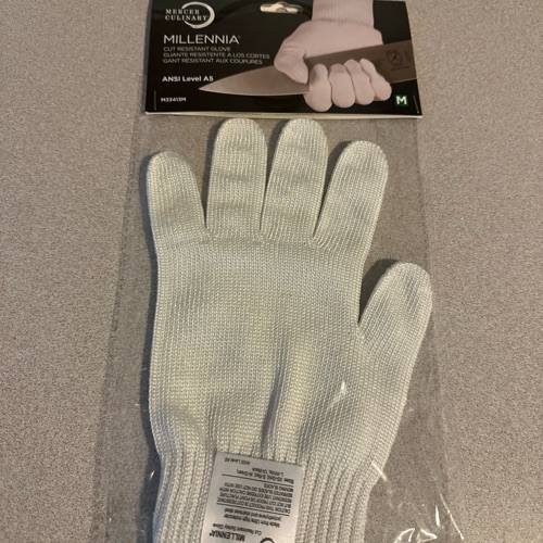 Knife resistant gloves - Image 1