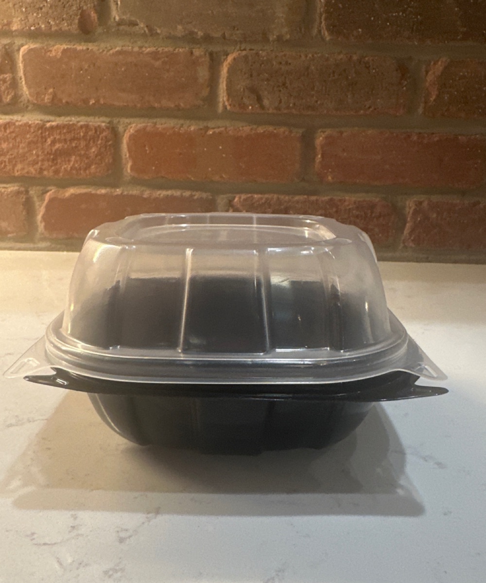 Clear hinged To Go Boxes
270 / case
Full box - Image 1