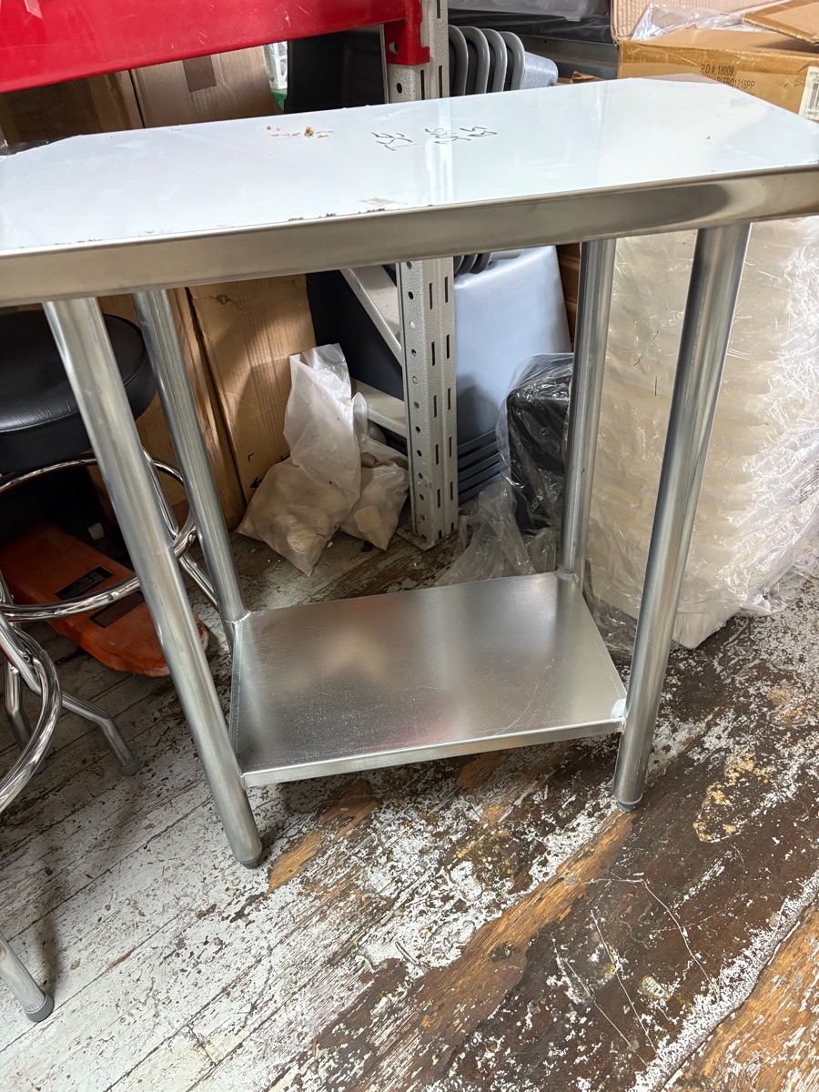 CUSTOM: Stainless steel table - Image 1