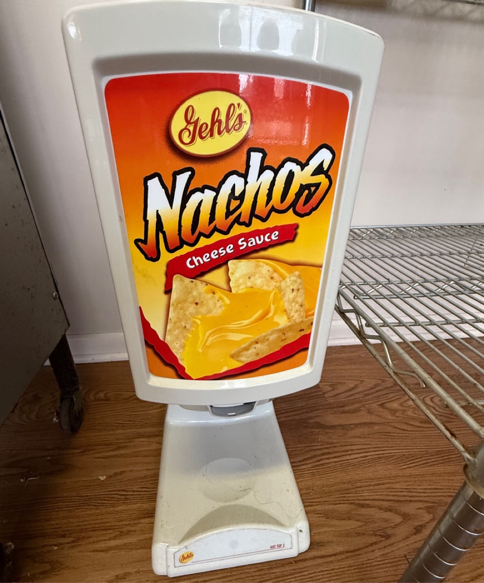 Nacho Cheese Warmer
Brand New - Image 1
