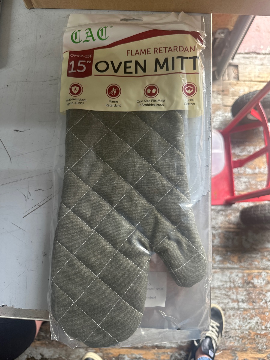 Oven Mitt - Image 1
