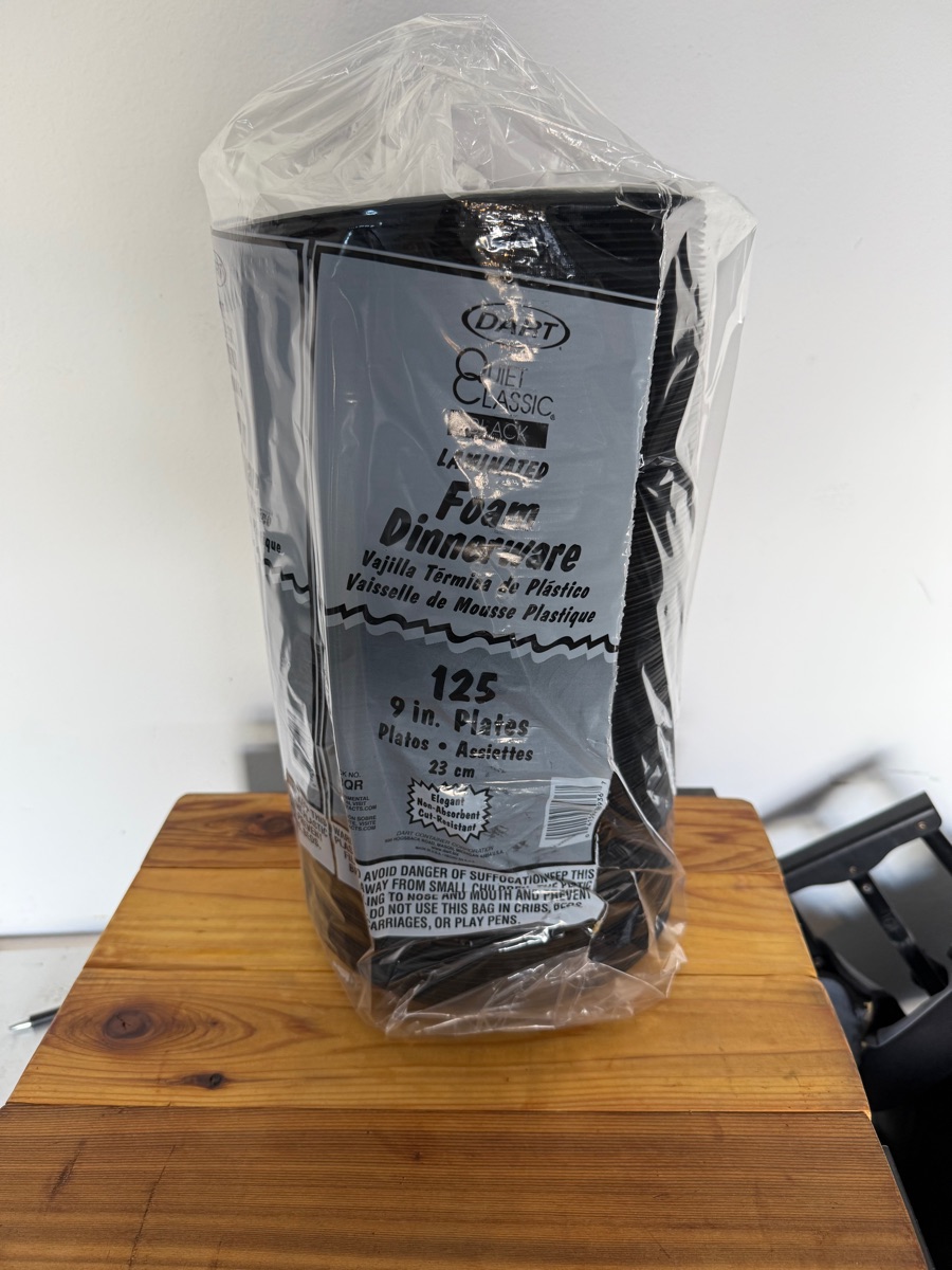 9” Black Foam Plate
Sleeve / 125 ct - Image 1