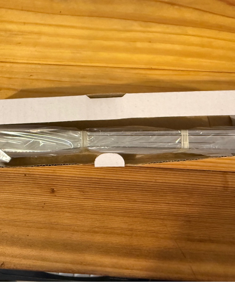 Flatware Knife
Brand New - Image 1