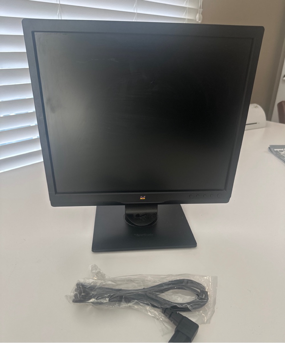 Monitor - Image 1