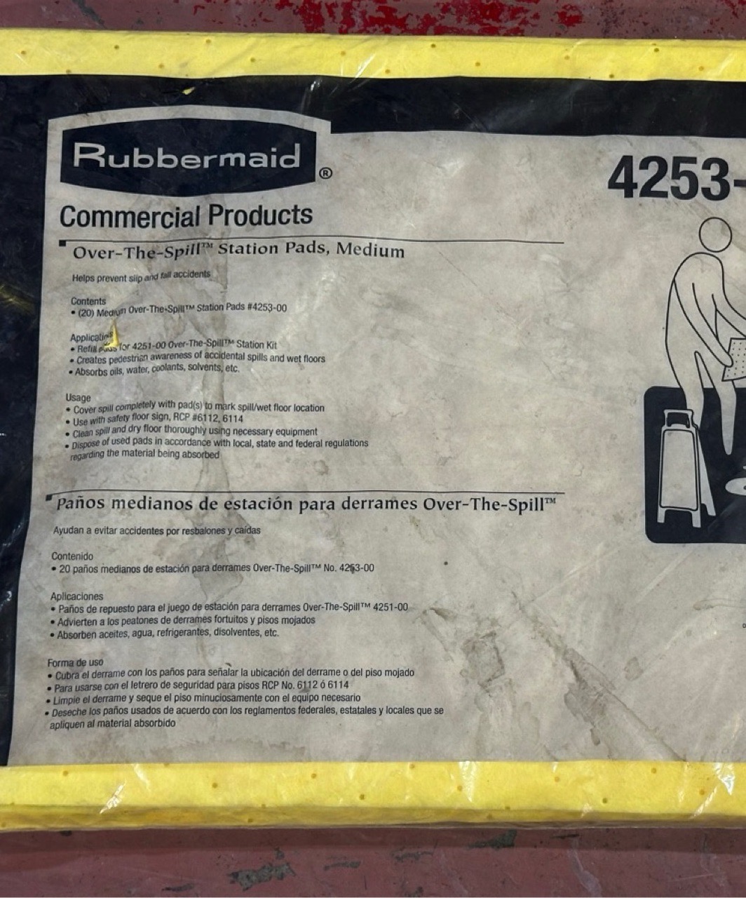 Rubbermaid Over-The-Spill Station Pads, Medium - Image 1