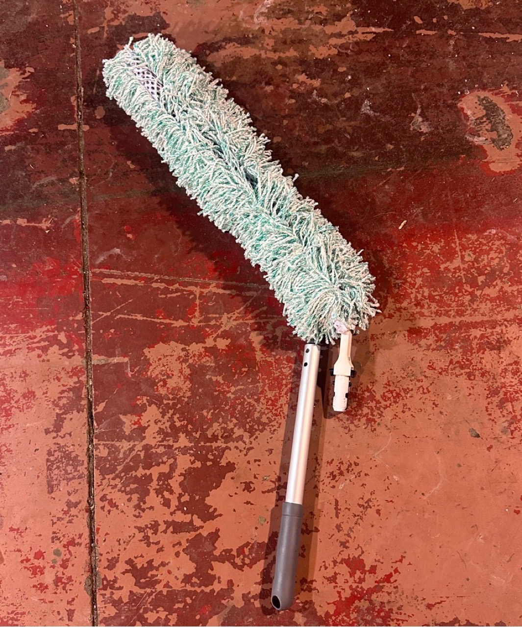 Duster with wand and refill - Image 1