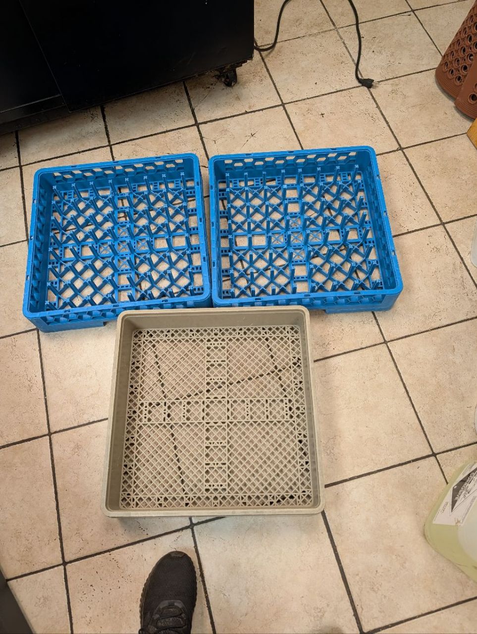 Dish Racks - Image 1