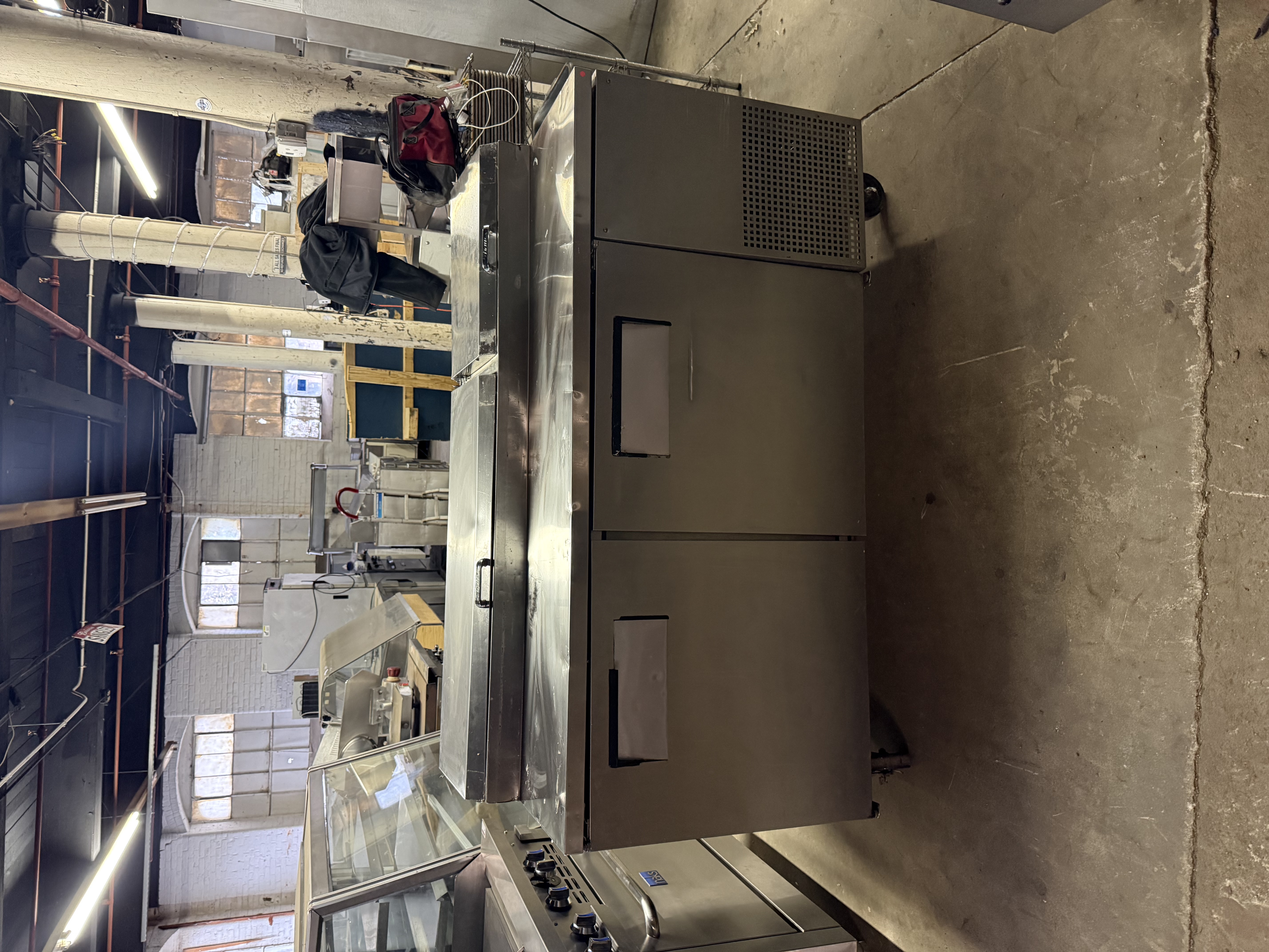 TRUE TPP-67 67” PIZZA PREP TABLE REFRIGERATOR COOLER USED - Image 1