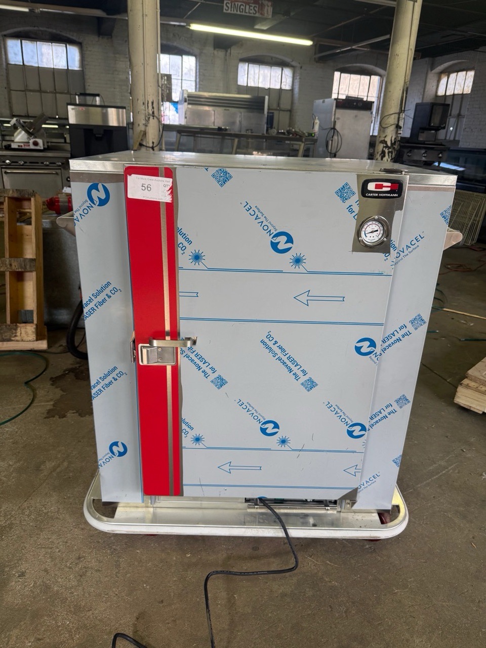 CarterHoffmann BB60 Heated Banquet Cart (72) Plate Capacity SCRATCH AND DENT - Image 1
