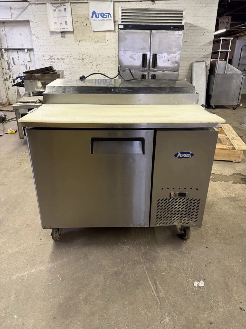 ATOSA MPF8201 44” PIZZA PREP TABLE REFRIGERATOR COOLER USED - Image 1