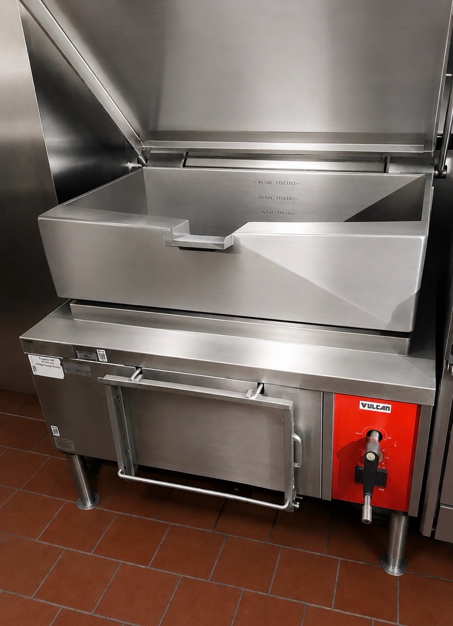 VULCAN 40GAL GAS TILT SKILLET USED - Image 1