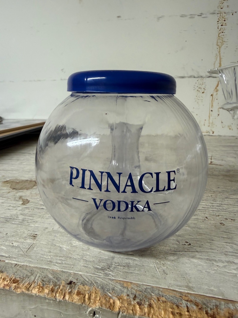 Pinnacle Vodka
Souvenir large cup. - Image 1