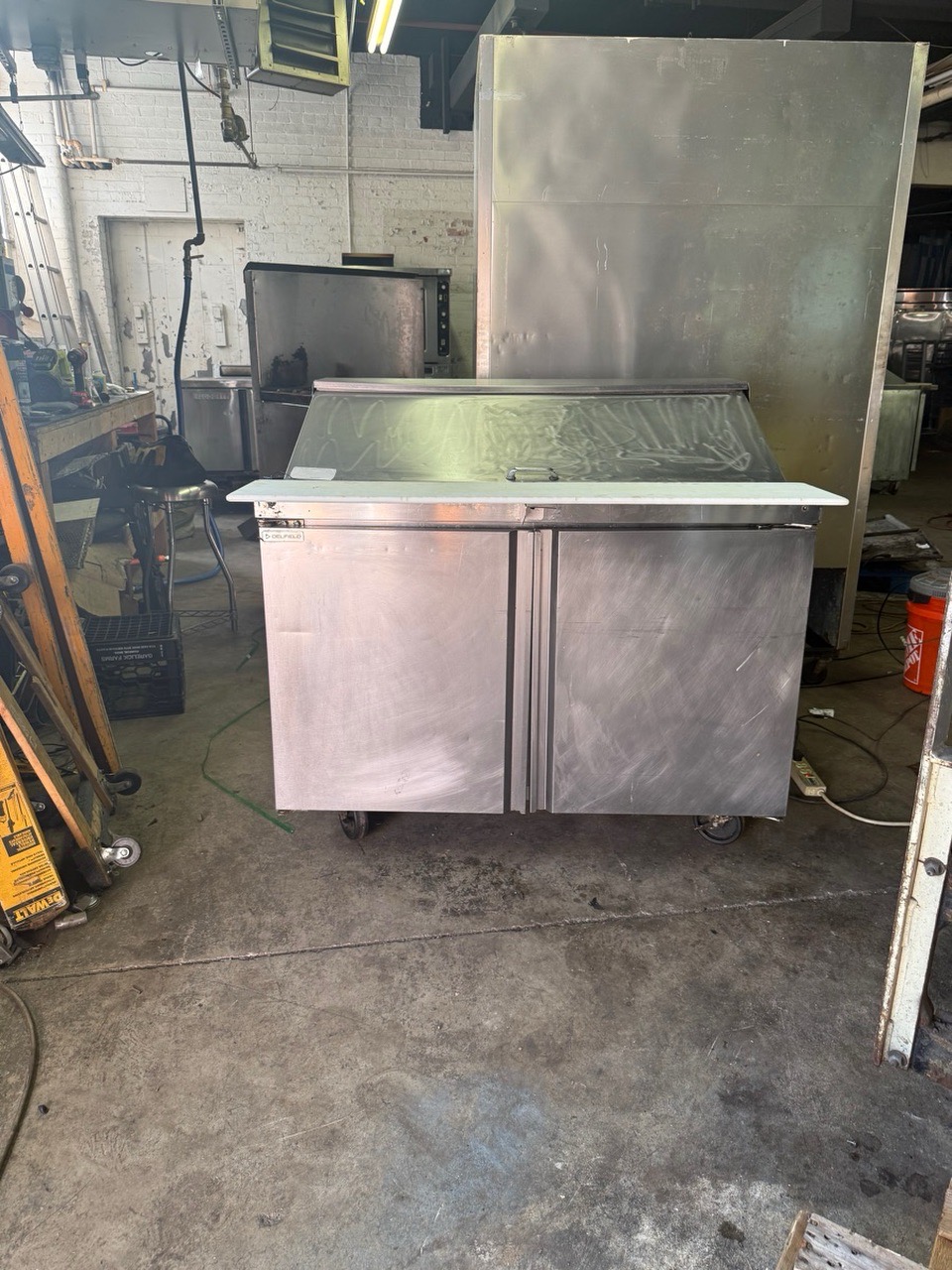 DELFIELD 4448NP-18M 48” Sandwich Prep Table Cooler Refrigerator USED - Image 3