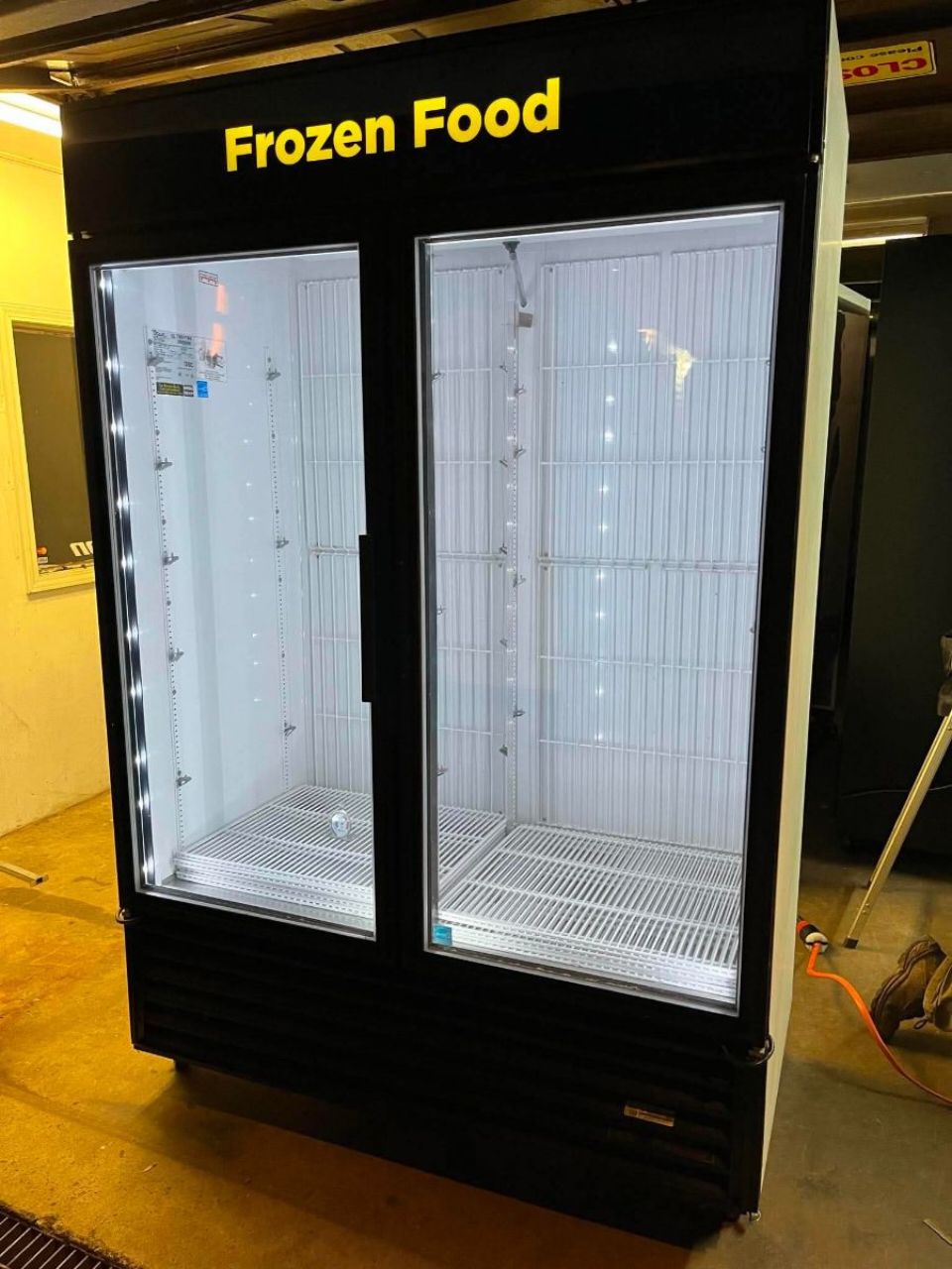 True Freezer delivery included - Image 4