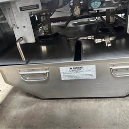 Henny Penny OGA322.05 Multiple Battery LP Gas Fryer w/ (2) 65 lbs Frypots, Built-In Filter - Image 3