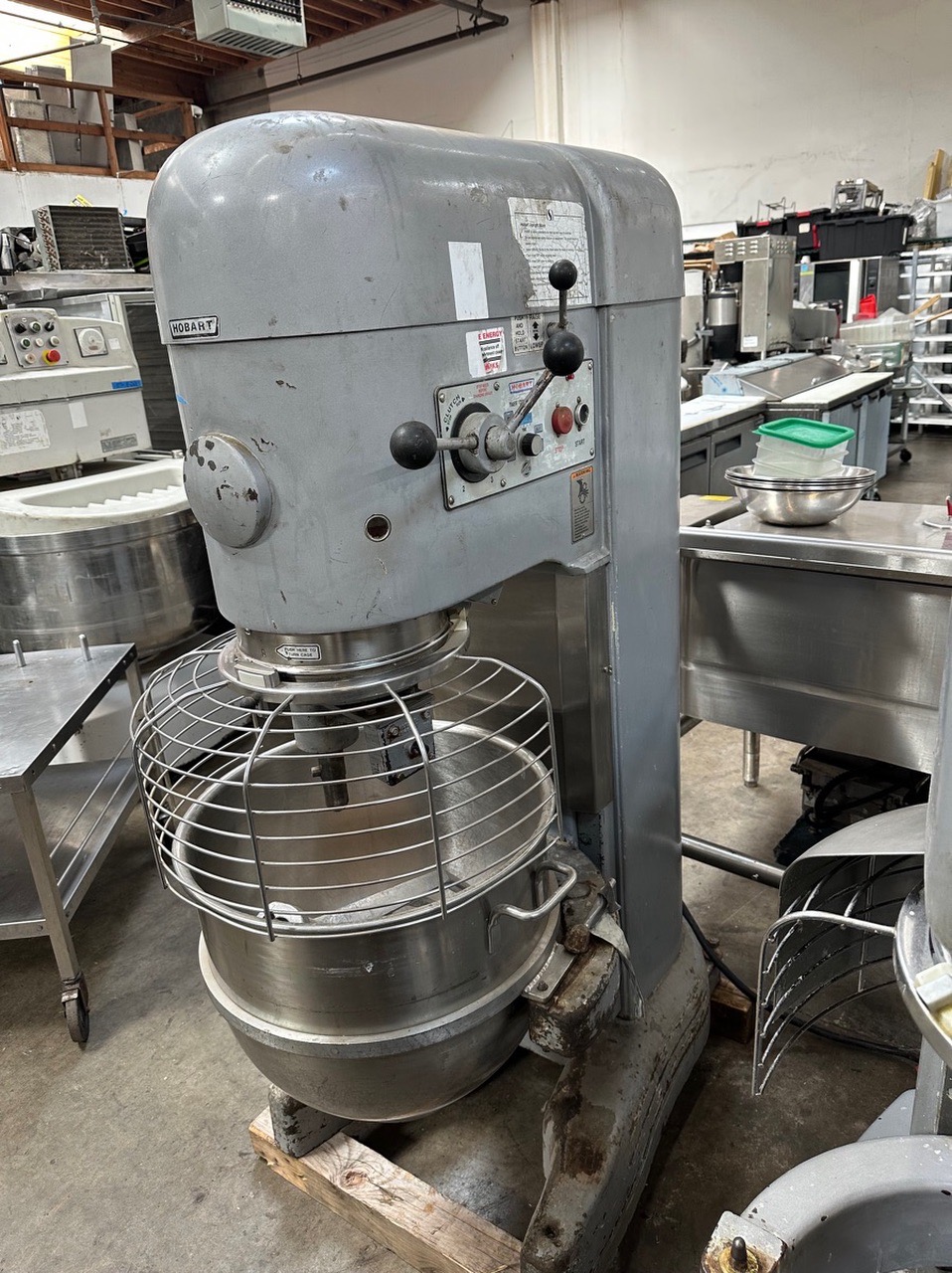 Hobart M-802 dough mixer with guard and attachments. - Image 2