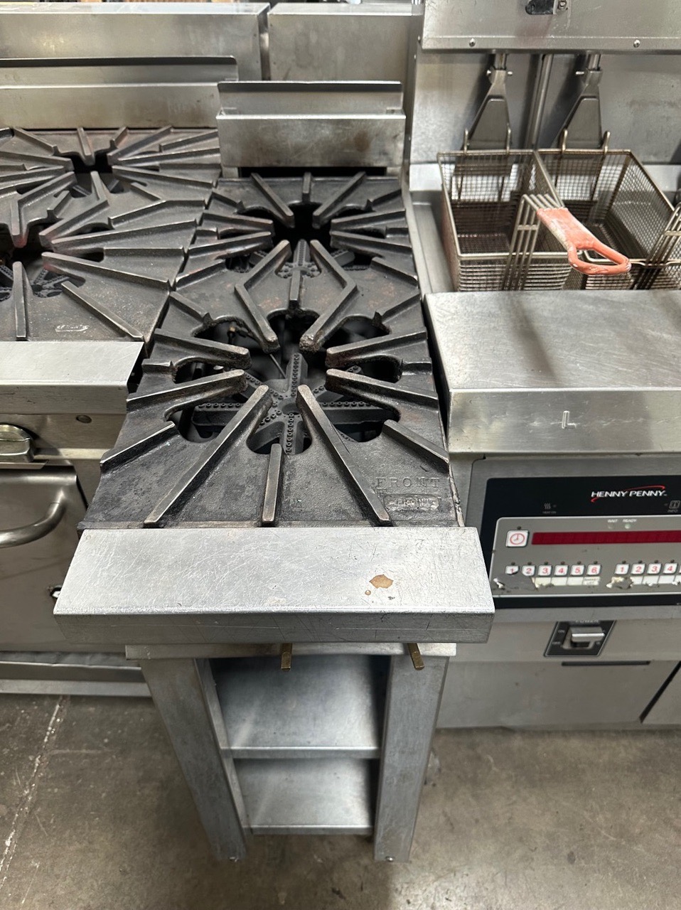 Montague Company 18-5A 18" Gas Heavy Duty Range w/ (2) Open Burners, Open Cabinet Base, 60.000 BTU - Image 1