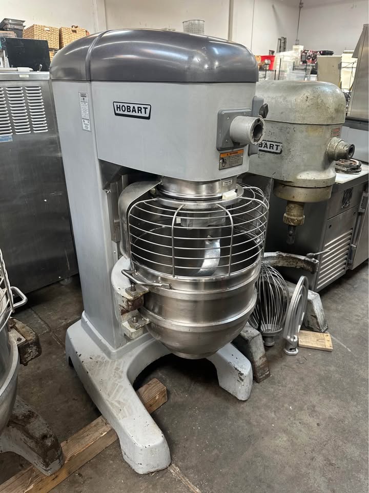Hobart HL600C-2STD Legacy+ 60 qt Correctional Planetary Mixer w/ 4 Fixed Speeds, 208volt/ 220volt - Image 1