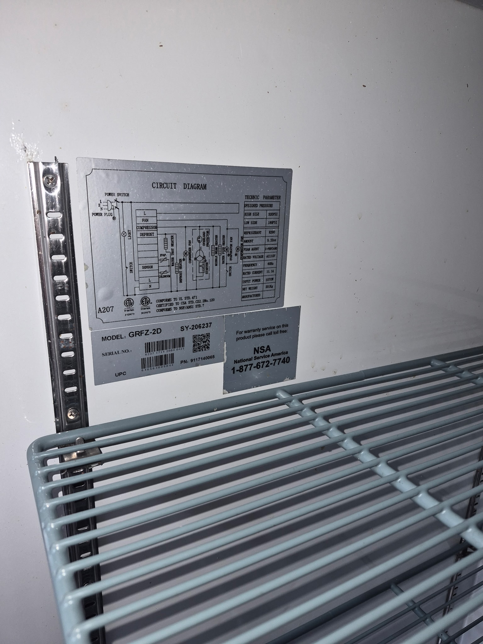 Grista GRFZ-2D 2-Door Stainless Steel Reach-In Freezer - Image 2