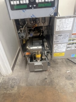 Pitco SSHLV14-C/FD Fryer PROPANE GAS - Image 3
