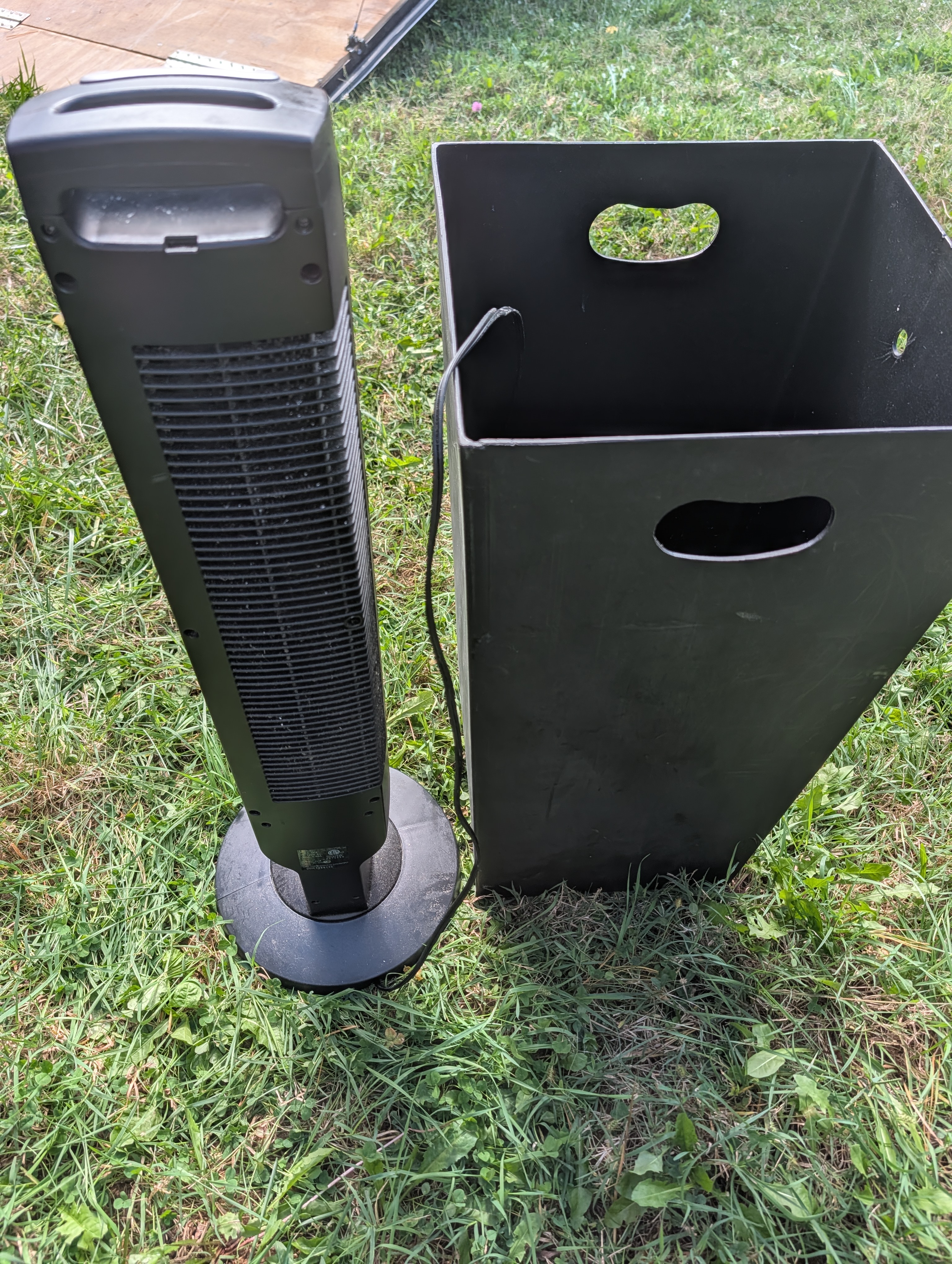 Tower Fan with Touch Controls - Image 3