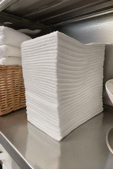 C-FOLD WHITE Towels 10.25X13.25 - Image 1