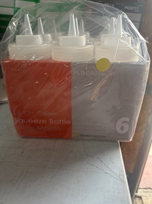 Squeeze bottle